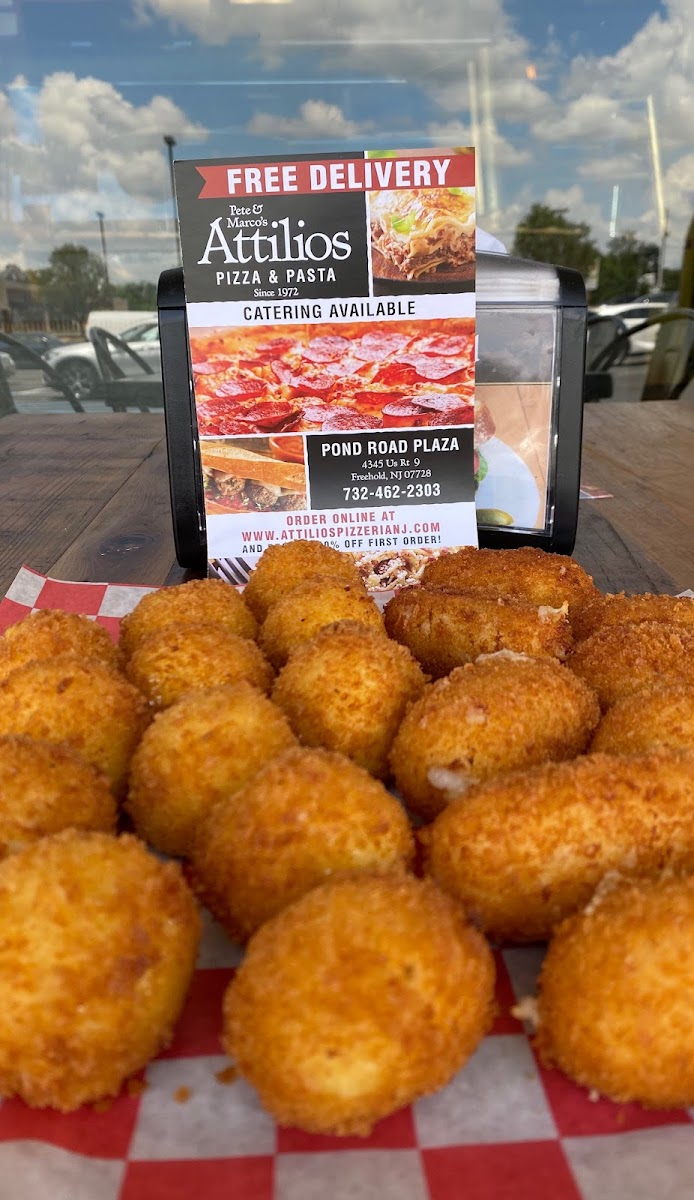 Attilio's Pizzeria Photos 2